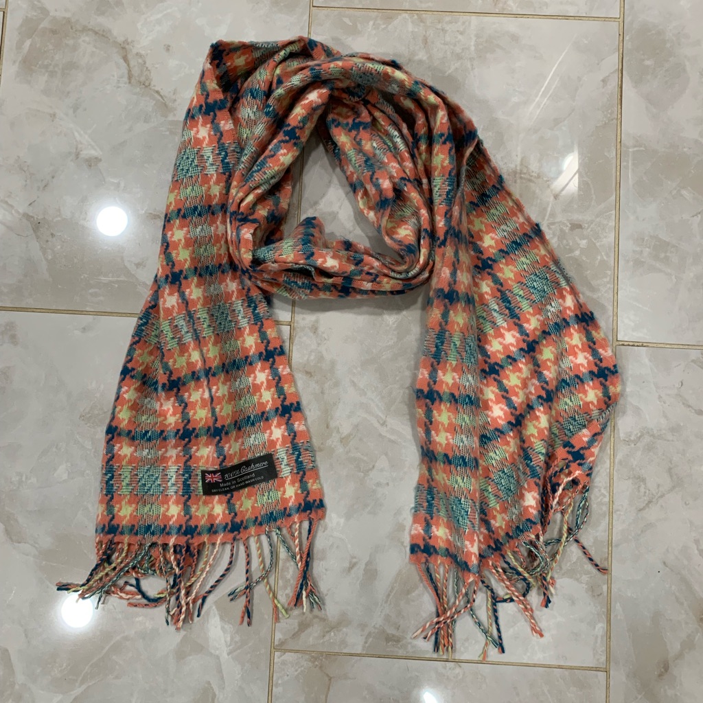 Nwot 100 Cashmere Scarf